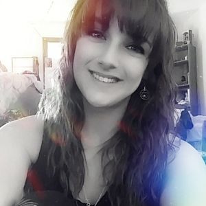 Meet your Posher, Cecilia